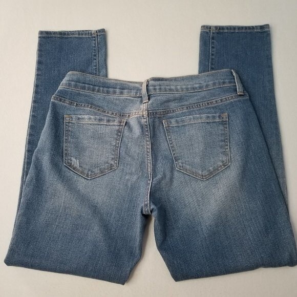 Old Navy Distressed low rise Jeans 4 Regular - Picture 3 of 10
